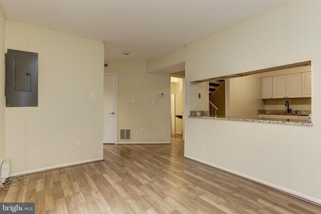 Foto del edificio - 5466 Ring Dove Ln