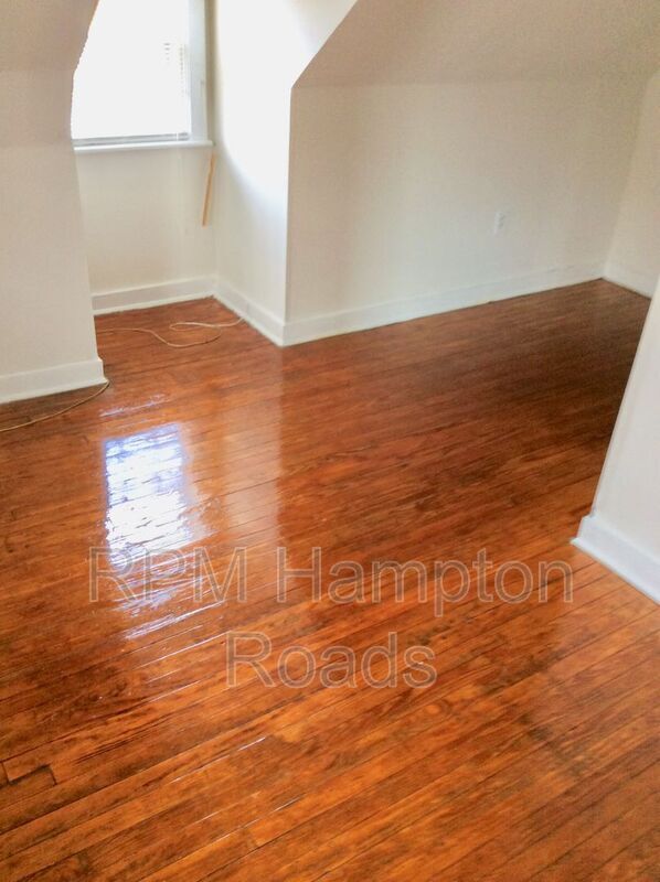 Building Photo - 6216 Tidewater Dr