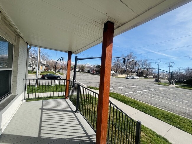 Photo - 379 E 800 S Apartment