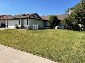 Building Photo - 18250 Shamrock St