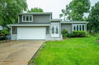 Building Photo - 9408 Horton Ave