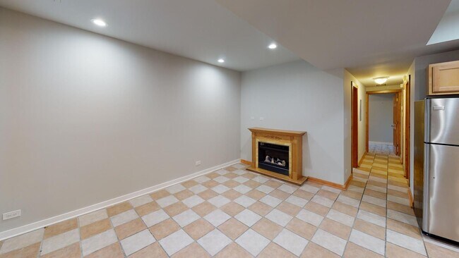Foto del edificio - 1521 N Bosworth Ave