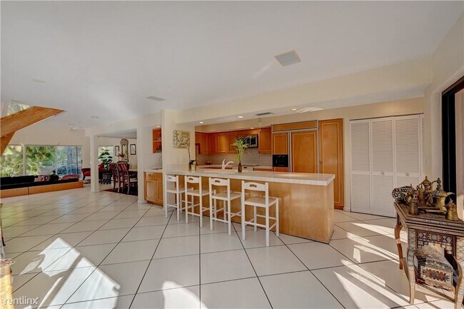 Foto del edificio - 3 br, 2.5 bath Townhome - 6586 Patio Ln
