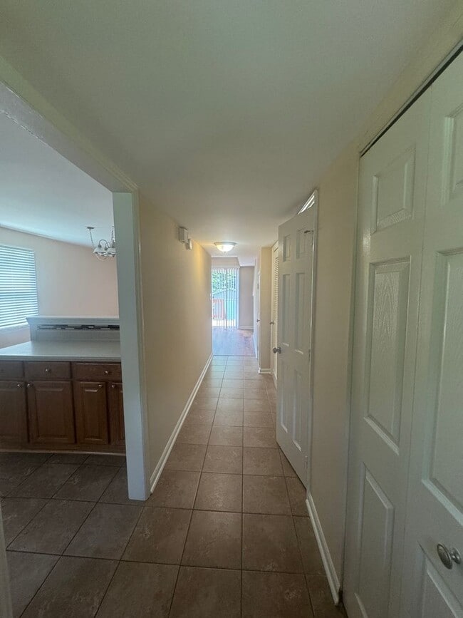 Foto del edificio - Mine Creek Duplex
