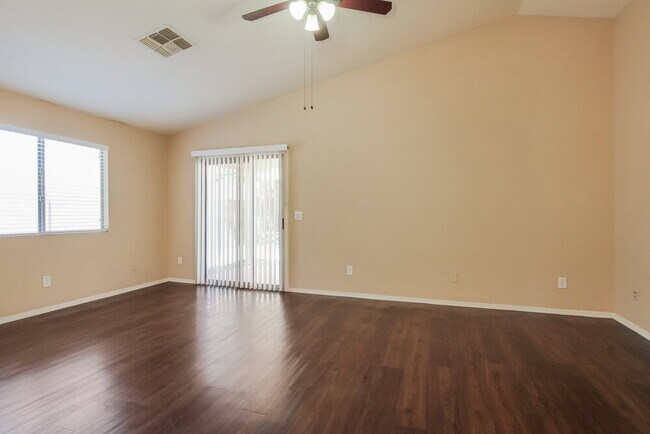 Building Photo - 21818 W Sonora St