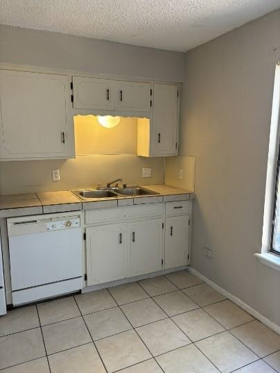 Building Photo - 637 N Betty Jo Dr