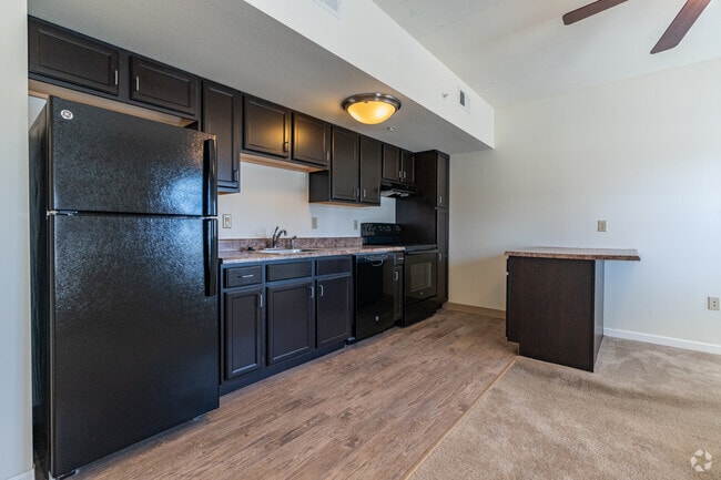 Interior Photo - Morton Estates