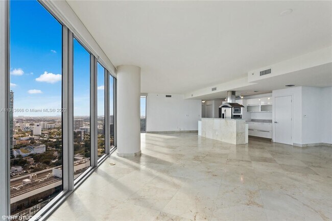 Foto del edificio - 2 br, 2.5 bath Condo - 601 NE 36th St Apt ...