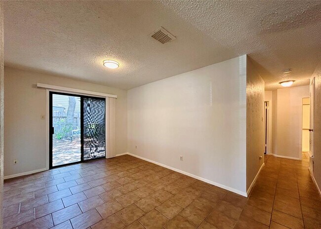 Building Photo - 1709 Morning Quail Dr