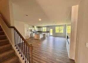 Building Photo - 741 Pt Pl Dr