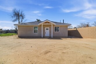 Building Photo - 43022 6th St E