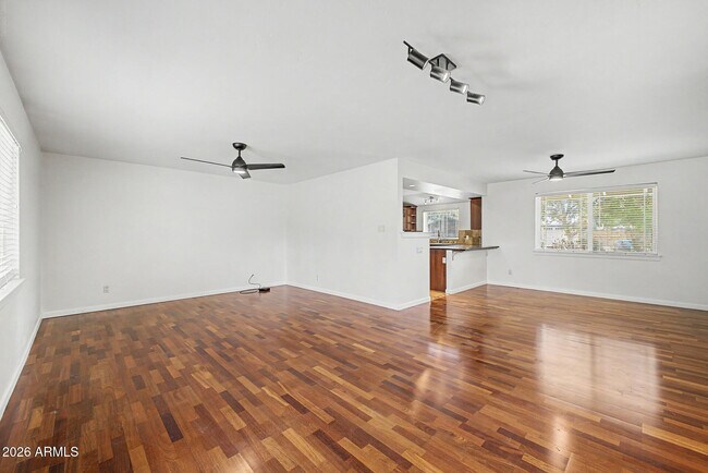 Foto del edificio - 6108 N 11th Ave