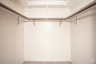 2BR, 2BA - 850 SF - Westwood Apartments