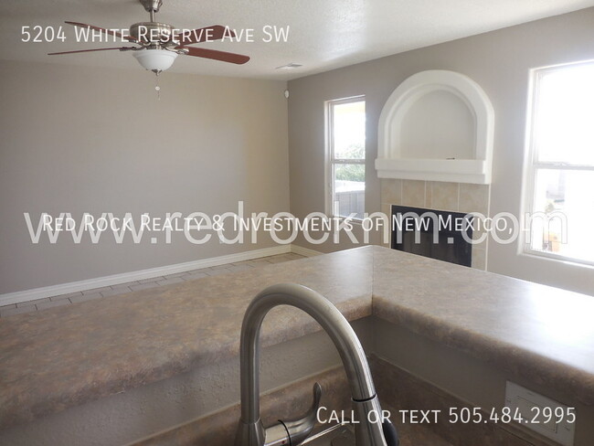 Building Photo - Beautifully Remodeled 3BR/3BA Home in SW ABQ!