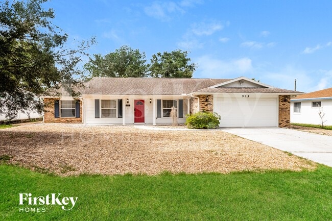 Building Photo - 913 Sylvia Dr