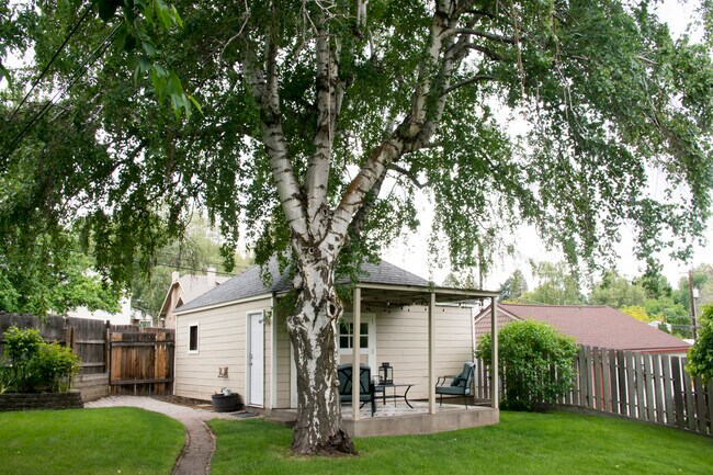 Backyard - 420 S 25th Ave