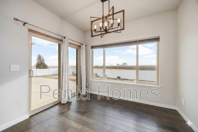 Foto del edificio - 660 Rock Rd