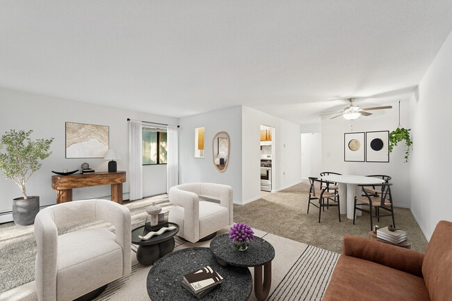 Building Photo - ReNew Woodlake