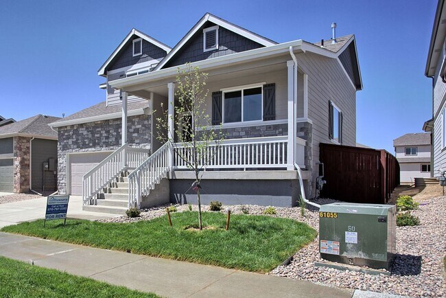Foto del edificio - 4/5 Bedroom Single Family Home in Raindance