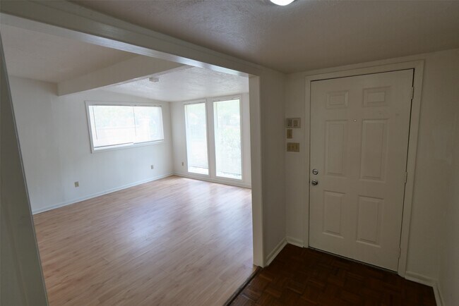 Foto del edificio - 5231 Beechnut St