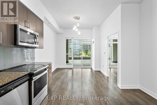 Building Photo - 4055 Parkside Village Dr