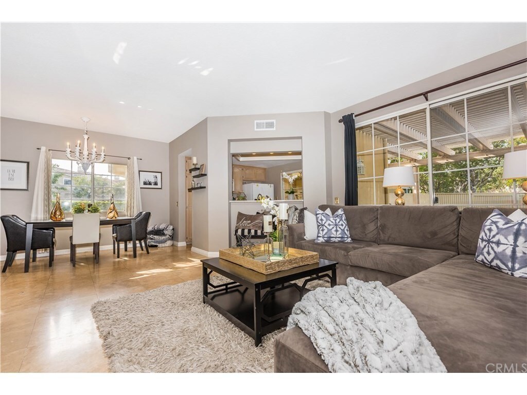 2355 Paseo Circulo, Tustin, CA 92782 Townhome Rentals in Tustin CA