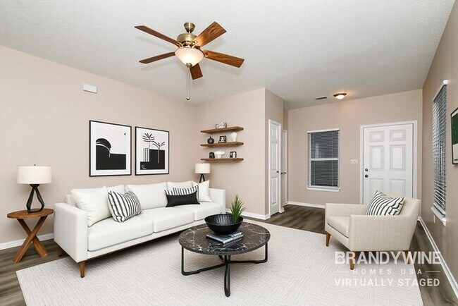 Foto del edificio - 7215 Parklake Pl