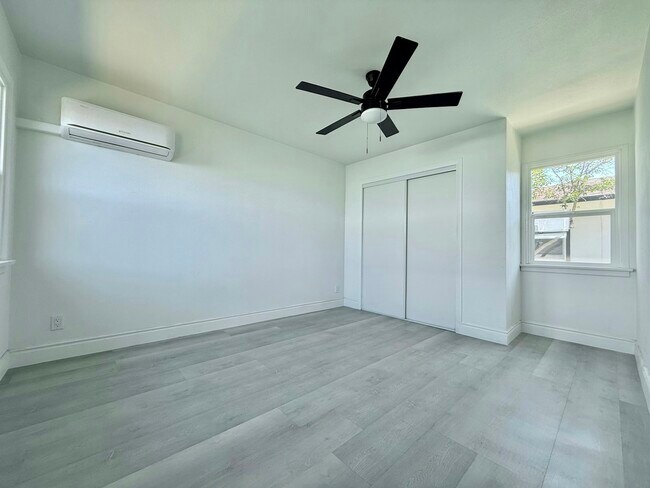 Foto del edificio - 231 E Nicolet St