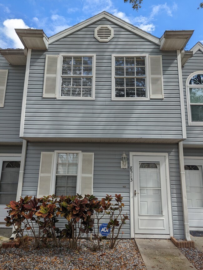 Frente del 8513 - 8513 J R Manor Drive