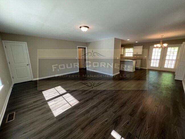 Foto del edificio - Beautiful 3 bedroom 2 bath home