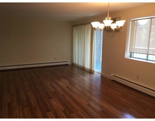 Building Photo - 64 Main St