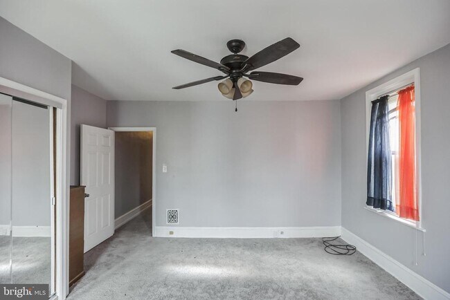 Building Photo - 530 N 58th St