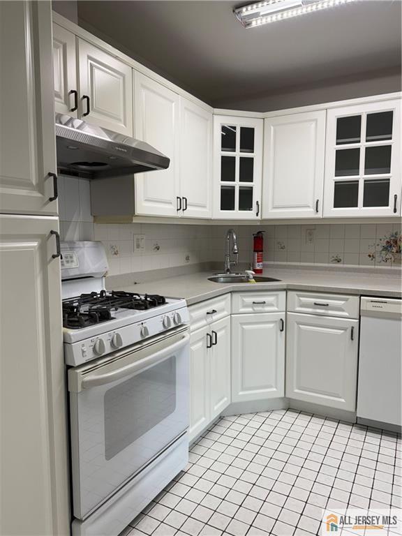 Building Photo - 355 Willowbrook Dr