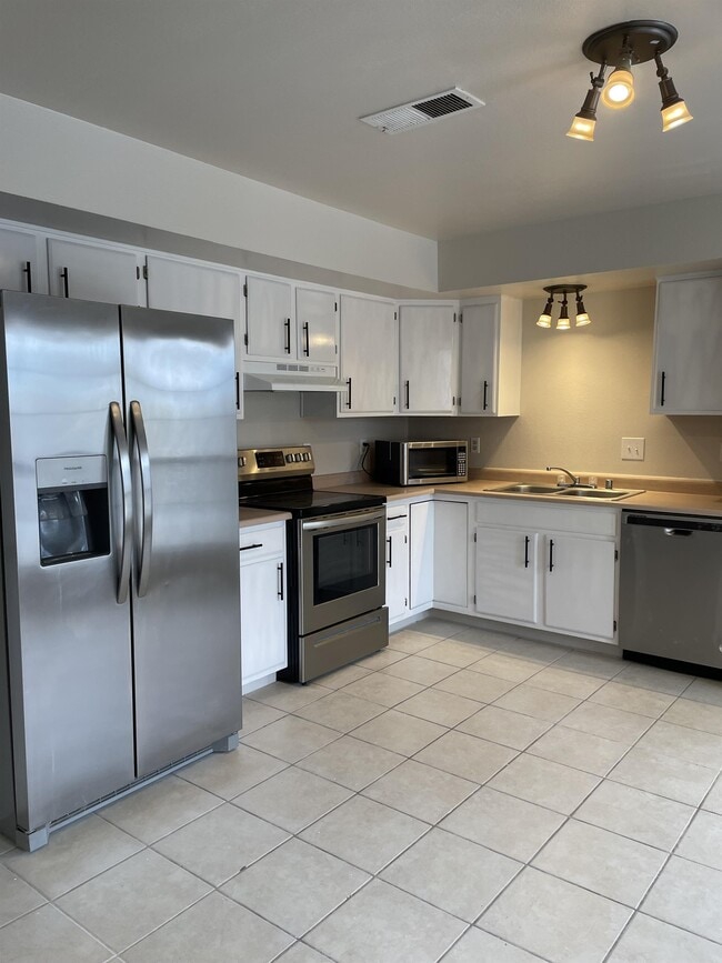 Foto del edificio - 1621 Jane Pl NE