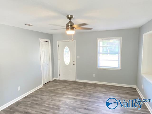 Building Photo - 14003 Sandhurst Dr SW