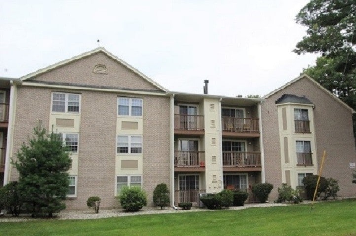 Primary Photo - 220 Cannongate III Rd
