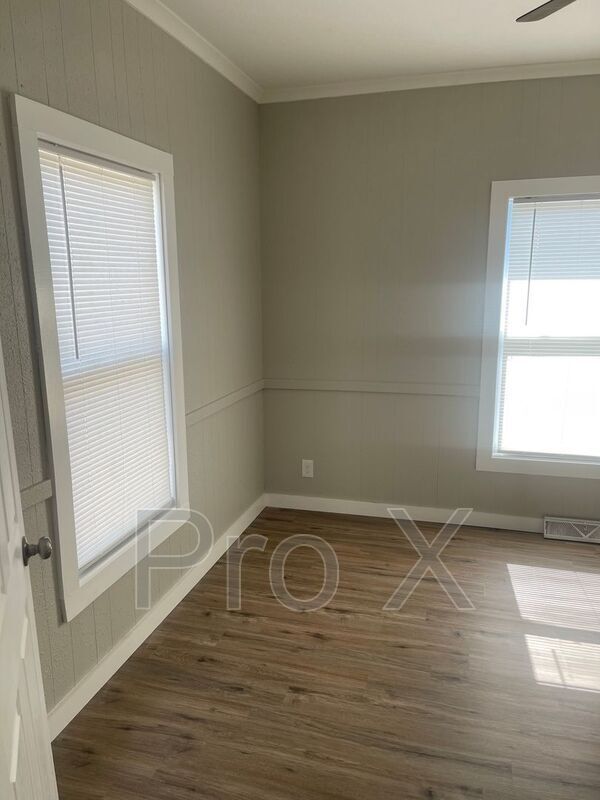 Foto del edificio - 1410 N Broadway