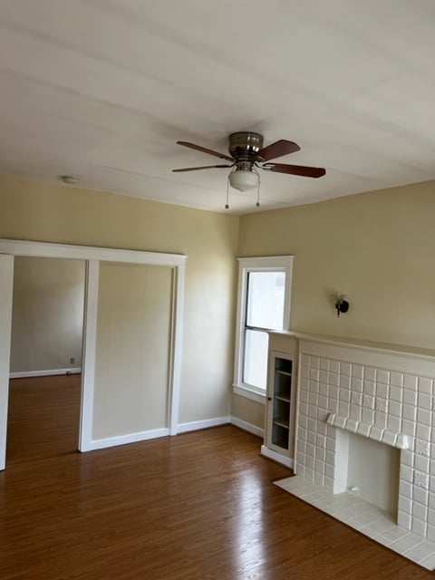 Bedroom 2 entrance - 959 N Wilton Pl