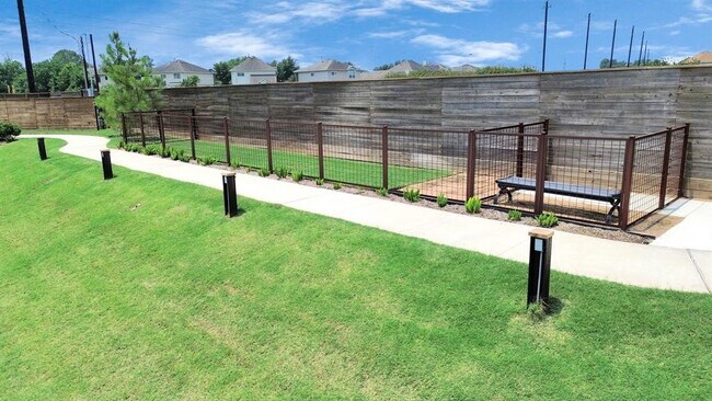 Foto del edificio - 4016 Boho Ln