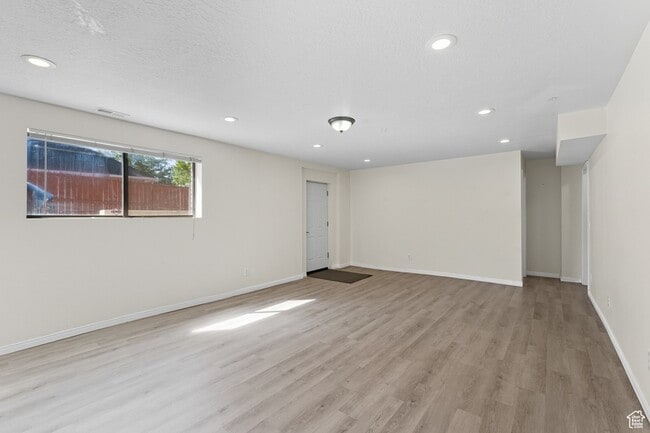 Photo - 2748 S 1100 E House