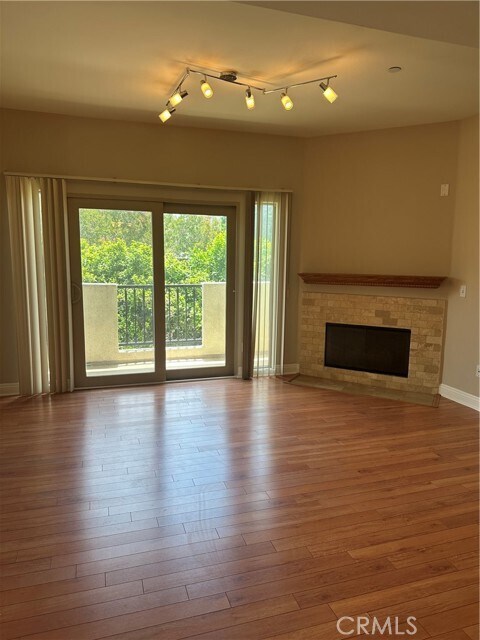 Foto del edificio - 12916 Moorpark St