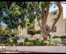 Building Photo - 2940 N Verdugo Rd