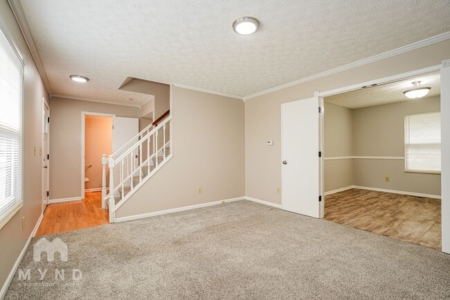 Building Photo - 3976 Maidstone Dr