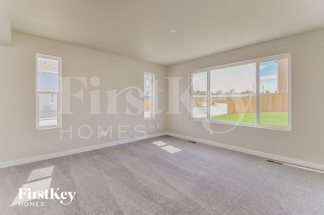 Building Photo - 10393 Luneth Dr