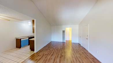 Almont Apartments photo'