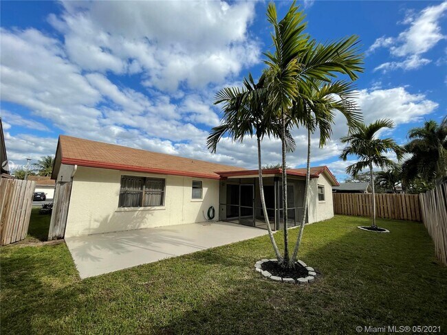 Building Photo - 4133 NW 96th Way