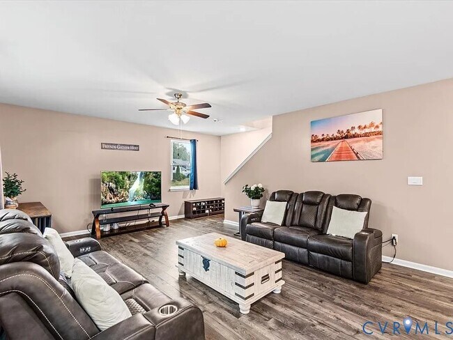 Foto del edificio - 11125 Chappell Crk Cir