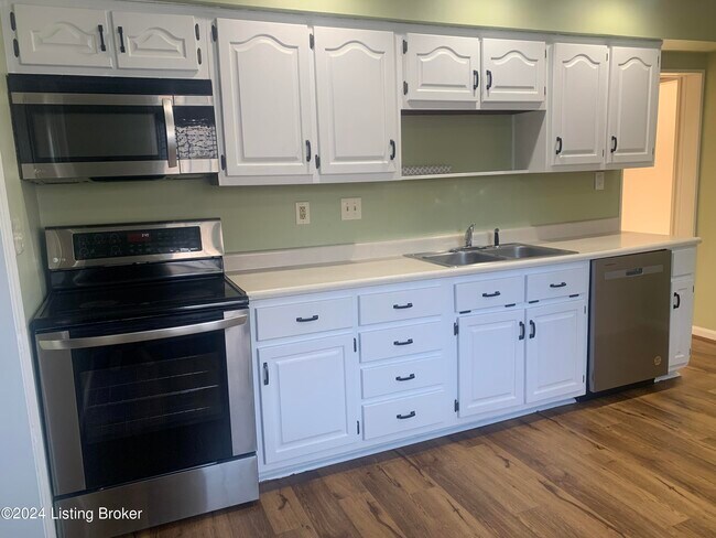 Foto del edificio - 4215 Brookhaven Ave