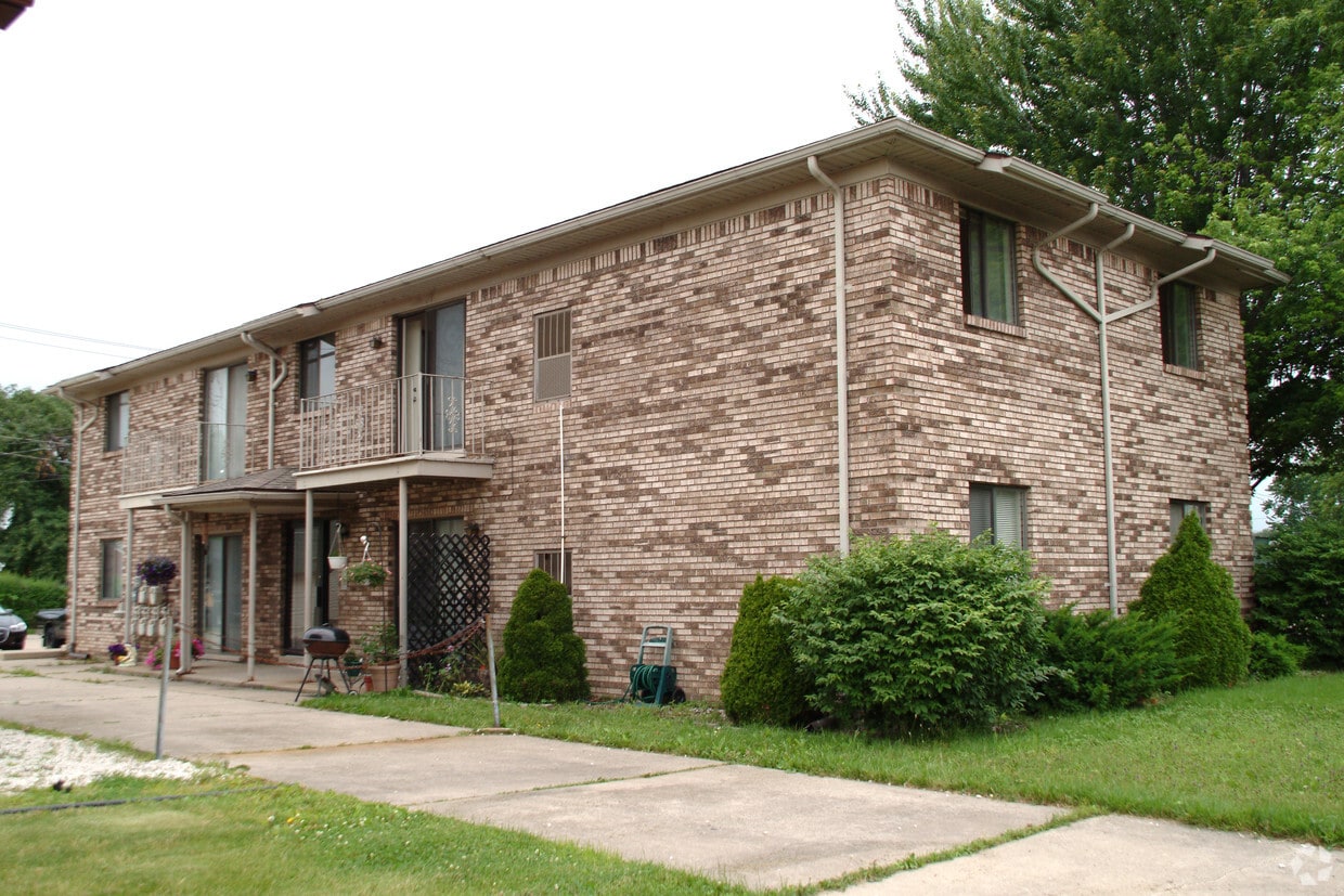 Primary Photo - 1341 Ford Ave