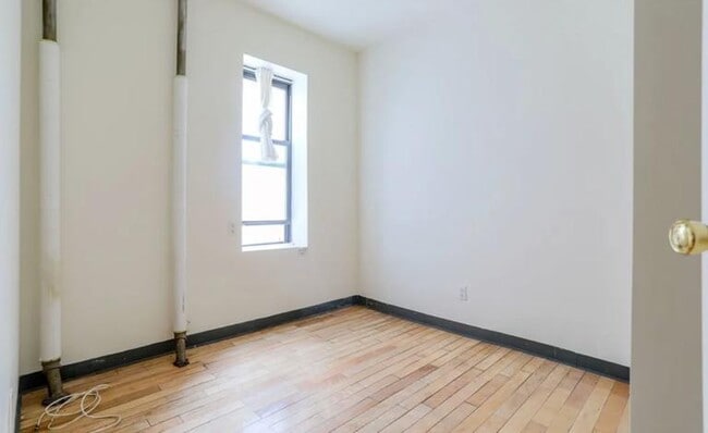 Building Photo - 2 bedroom in NEW YORK NY 10003